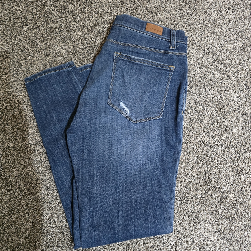 Judy Blue Straight Leg Denim Jeans